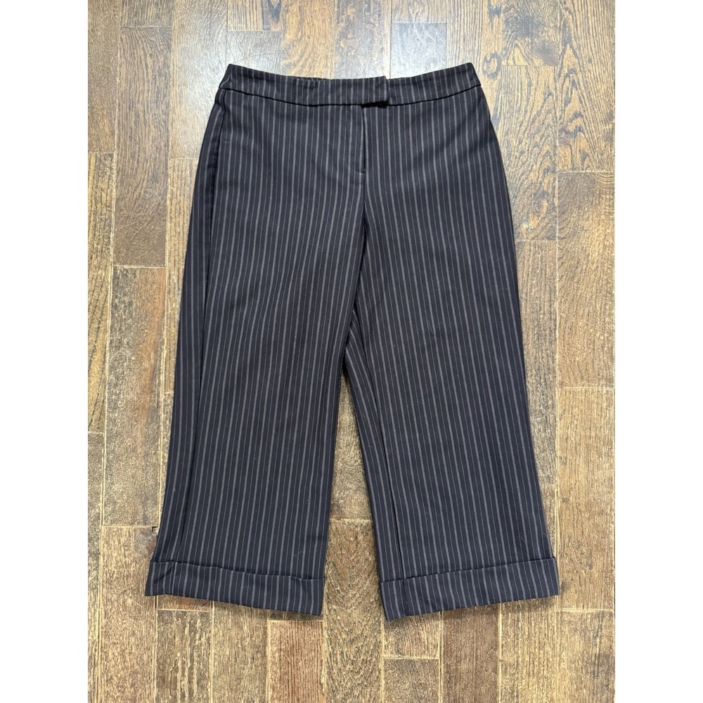 New York & Company Pants Size M (W28xL21) Black Capri Mid-Rise Striped Stretch